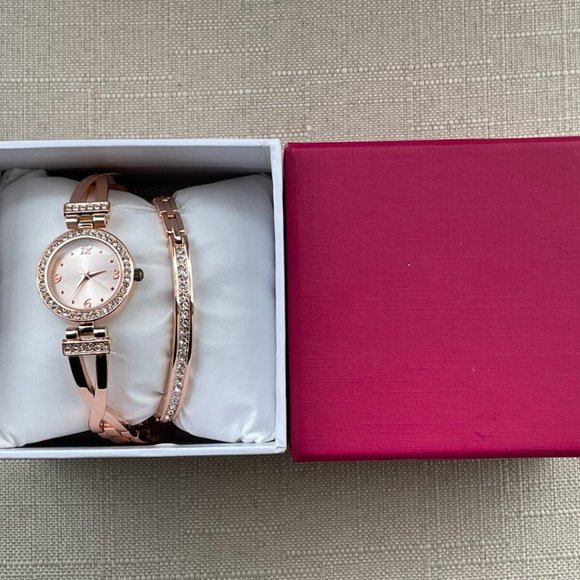 fmd Accessories - FMD Women Wristwatch Rose Gold Tone Quartz Watch W/ Bracelet w/ Box